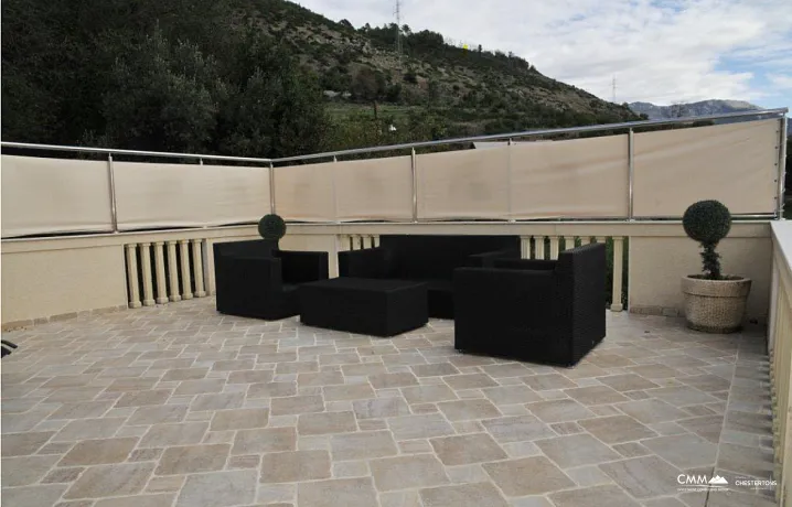 Breathtaking Villa with big pool and yard for sale in Tivat